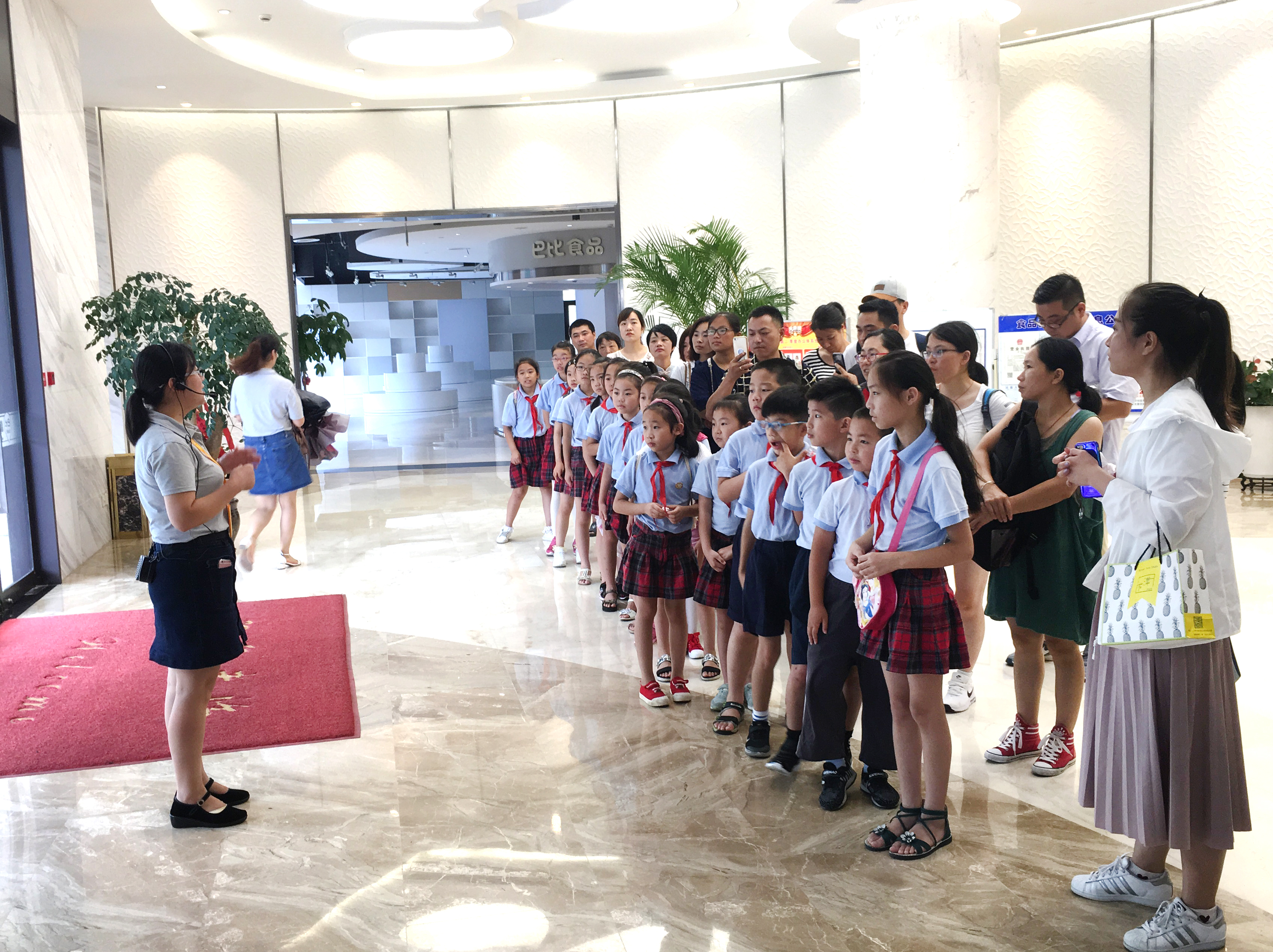 “明天早餐，我要去永信贵宾会排队！”-----金山学府小学探秘永信贵宾会食品创意园